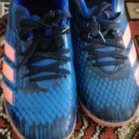 کفش فوتبالی|کیف، کفش، کمربند|بروجرد, |دیوار