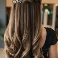 استخدام دستیار برای سالن زیبایی