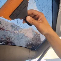 شیشه دودی ۲۵۰ هزار تومان