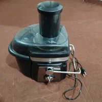 آبمیوه گیری dessini- ds501 در حد نو