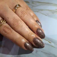 خدمات کاشت ناخن و ترمیم (آموزش کاشت ناخن)|خدمات آرایشگری و زیبایی|تبریز, |دیوار