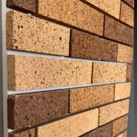 تولیداصفهان/اجر ده سوراخ سوله تخفیفی نما -سفال