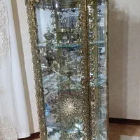 بوفه برنزی و ساعت ایستاده