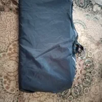 تخت کنار مادر ویرا