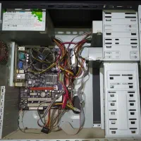 کیس و مانیتور قدیمی