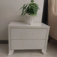 کنارتختی