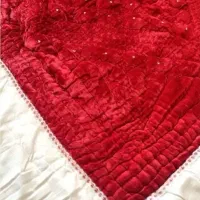 لحاف پنبه سنتی مروارید دوزی مخمل قرمز دست دوز