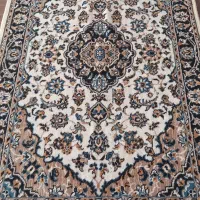 ۲ عدد فرش سالم کرمی