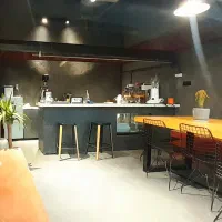 مغازه/ 20متری با دکور آماده/عرض 4متری/صفاییه|اجارهٔ مغازه و غرفه|یزد, |دیوار