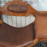 میز تلفن در حد نو حراج کردم