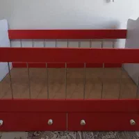 تخت کودک همراه با تشک