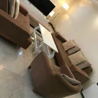 مبل راحتی ۷نفره تختخواب شوو یک عدد پاف سه نفره|مبلمان خانگی و میز عسلی|تهران, قیطریه|دیوار