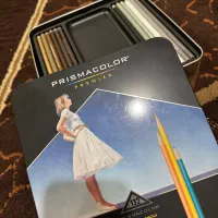 چرخ خیاطی به همراه وسایل طراحی|چرخ خیاطی و ریسندگی|اهواز, اهواز|دیوار