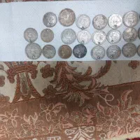 تعدادی سکه زمان شاهنشاهی وسکه قدیمی|کلکسیون اشیاء عتیقه|اسفراین, |دیوار