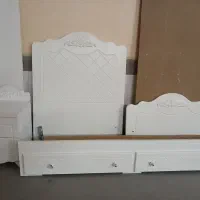 تخت نوجوان همراه پاتختی