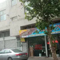 ویلایی ۱۵۴ متری  دارای ۲ باب مغازه و زیر پله|فروش زمین و ملک کلنگی|تهران, شهرک ولیعصر جنوبی|دیوار