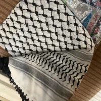 چپیه|لباس|قم, هنرستان|دیوار