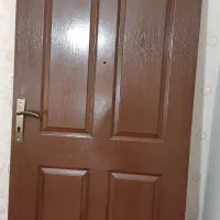 درب آپارتمان ساختمان
