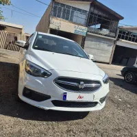 شاهین دنده‌ای