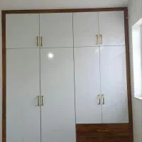 کمد دیواری با چک ۶ماه