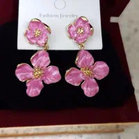 گوشواره مجلسی شیک|بدلیجات|دورود, |دیوار