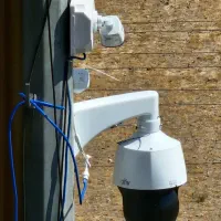 فروش و نصب دوربین مداربسته و دزدگیر اماکن