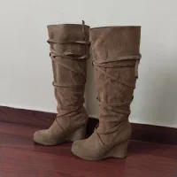 چکمه بلند جیر شتری رنگ خارجی