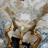 مبل نه نفره دوتاعسلی ومیزوسط کاملاسالم قیمت۲۰ملیون