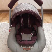 کریر و صندلی ماشین