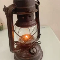 فانوس انتیک|کلکسیون اشیاء عتیقه|میانه, |دیوار