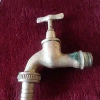 شیر آب|کلکسیون اشیاء عتیقه|بروجرد, |دیوار