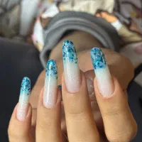 ناخن کاشت ناخن طراحی ناخن|خدمات آرایشگری و زیبایی|کرج, گوهردشت|دیوار