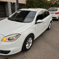 برلیانس ۳۳۰اتومات مدل۹۵|خودرو سواری و وانت|لاهیجان, جمهوری|دیوار