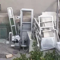 خرید درب و پنجره المینیوم و...و فروشنده