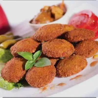 همکار خانم فست فود