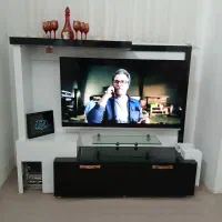 میزتلوزیون سالم وتمیز