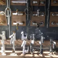 طرح تعویض شیرآلات و آبگرمکن کهنه بانو