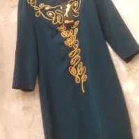 لباس مغازه به دلیل جمع کردن مغازه|لباس|دهلران, |دیوار