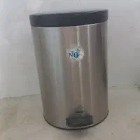 سطل زباله پدالی