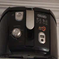 سرخ کن  مشکی مرغ داخلش می چرخه