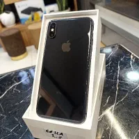 آیفون xs