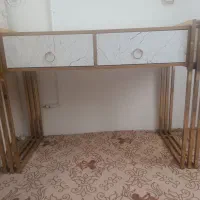 میز کاشت ناخنِ دو کشو و زیر دستی