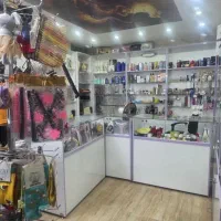 فروش لوازم آرایشی و دکور مغازه قیمت مناسب