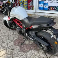 بنلی جفت سیلندر ۳۰۰