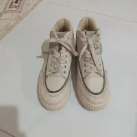 کفش اسپرت زنانه در حد نو شماره ۳۹