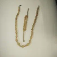 گردنبند و دستبند سنگ معدنی