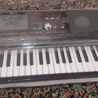 ارگ pa700چند بار روشن شده