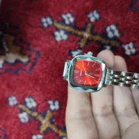 ساعت زرشکی آبنباتی|ساعت|تهران, مینای شمالی (مخبر)|دیوار