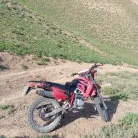 موتور تریل پیشرو ۲۰۰ طرح روان ( هوندا ، پیشتاز )|موتورسیکلت|سربیشه, |دیوار