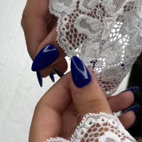 خدمات کاشت و ترمیم ناخن